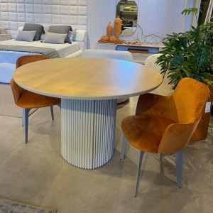 Mesa de Jnatar Redonda Miami - Cinza Claire