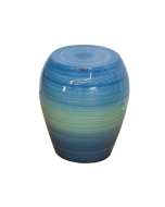 Vaso fechado para decoração em tons claros